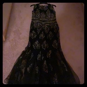 Gala, evening, or prom dress